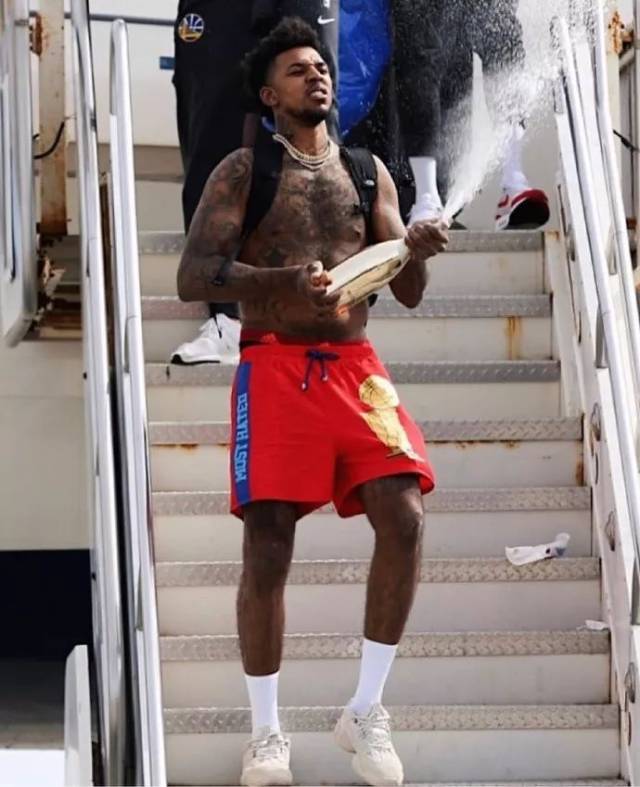 净胜分的重要性！今天11场NBA杯小组赛分差都在两位数（净胜分显威：今日11场NBA杯小组赛全部两位数分差）