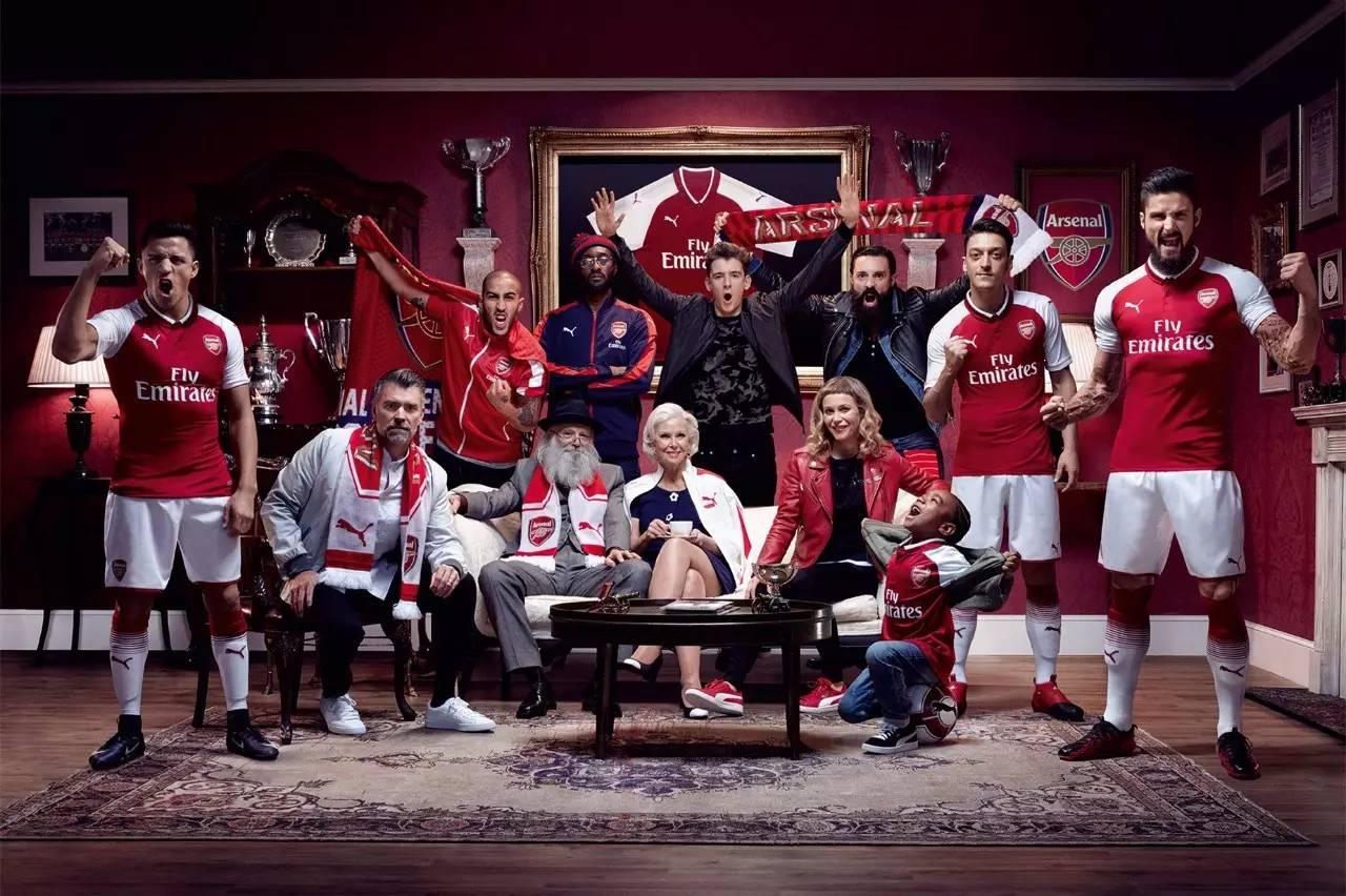 官方：孔蒂当选2025意足球盛典最佳教练，那不勒斯最佳俱乐部（官方宣布：孔蒂荣膺2025意大利足球盛典最佳教练，那不勒斯获评最佳俱乐部）