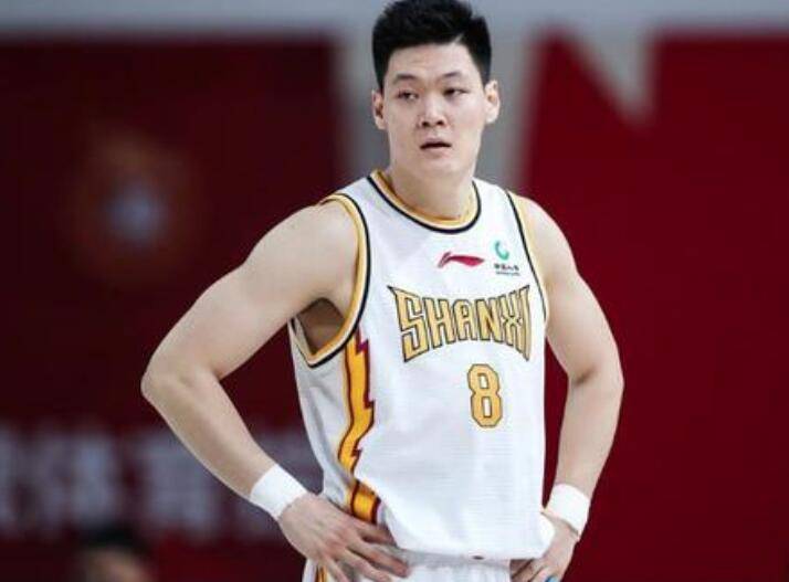 胜利vs阿德莱德首发：约万诺维奇先发、维尔格斯出战（胜利对阵阿德莱德首发公布：约万诺维奇首发，维尔格斯出战）