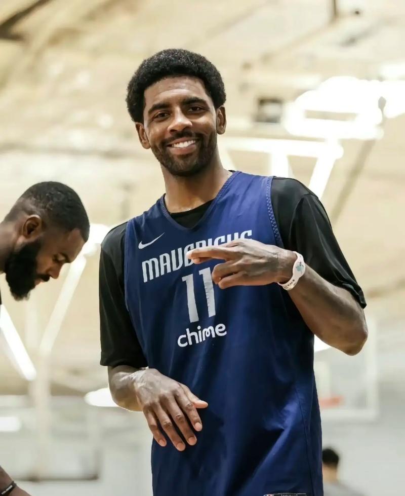 大卫-路易斯：最大遗憾是没和巴黎拿欧冠；恩里克是我的榜样（大卫-路易斯：最遗憾未能随巴黎夺欧冠，恩里克是我榜样）