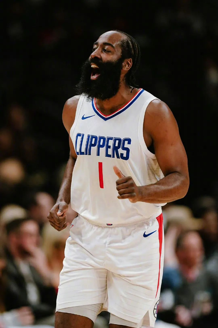 绿帽哥：利物浦已与伯恩茅斯就塞梅尼奥付款结构进行交涉（绿帽哥称，利物浦正与伯恩茅斯商议塞梅尼奥交易的付款方案）