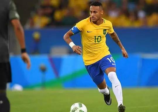 意甲战报：埃克勒卡姆制胜，乌迪内斯两球被吹仍1-0那不勒斯（意甲：埃克勒卡姆献制胜球，乌迪内斯两球被吹仍1-0击败那不勒斯）