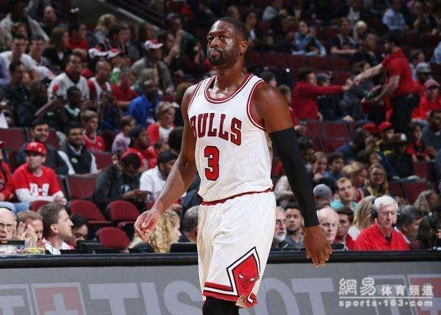 今天是北京时间2025年12月11日星期四,欢迎收看早报！（北京时间2025年12月11日（星期四），早报与您相约！）