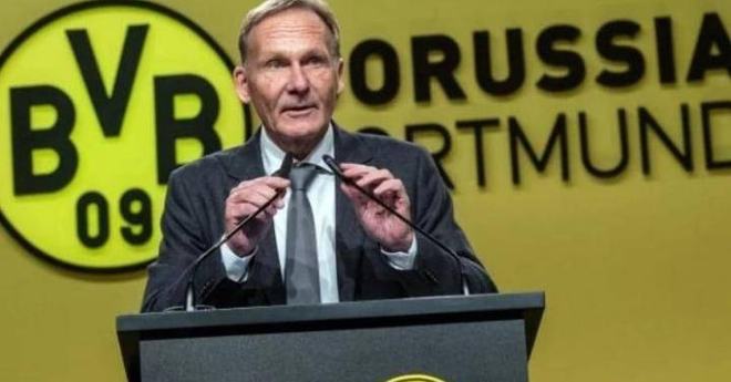 3场造5球！曼联球星大爆发，英超第1中场，31岁依然如此犀利（3场参与5球！曼联核心火力全开，英超顶级中场，31岁仍锐不可当）