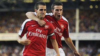 中超赛程更新：关注榜首之争,（中超新赛程出炉 聚焦榜首对决）