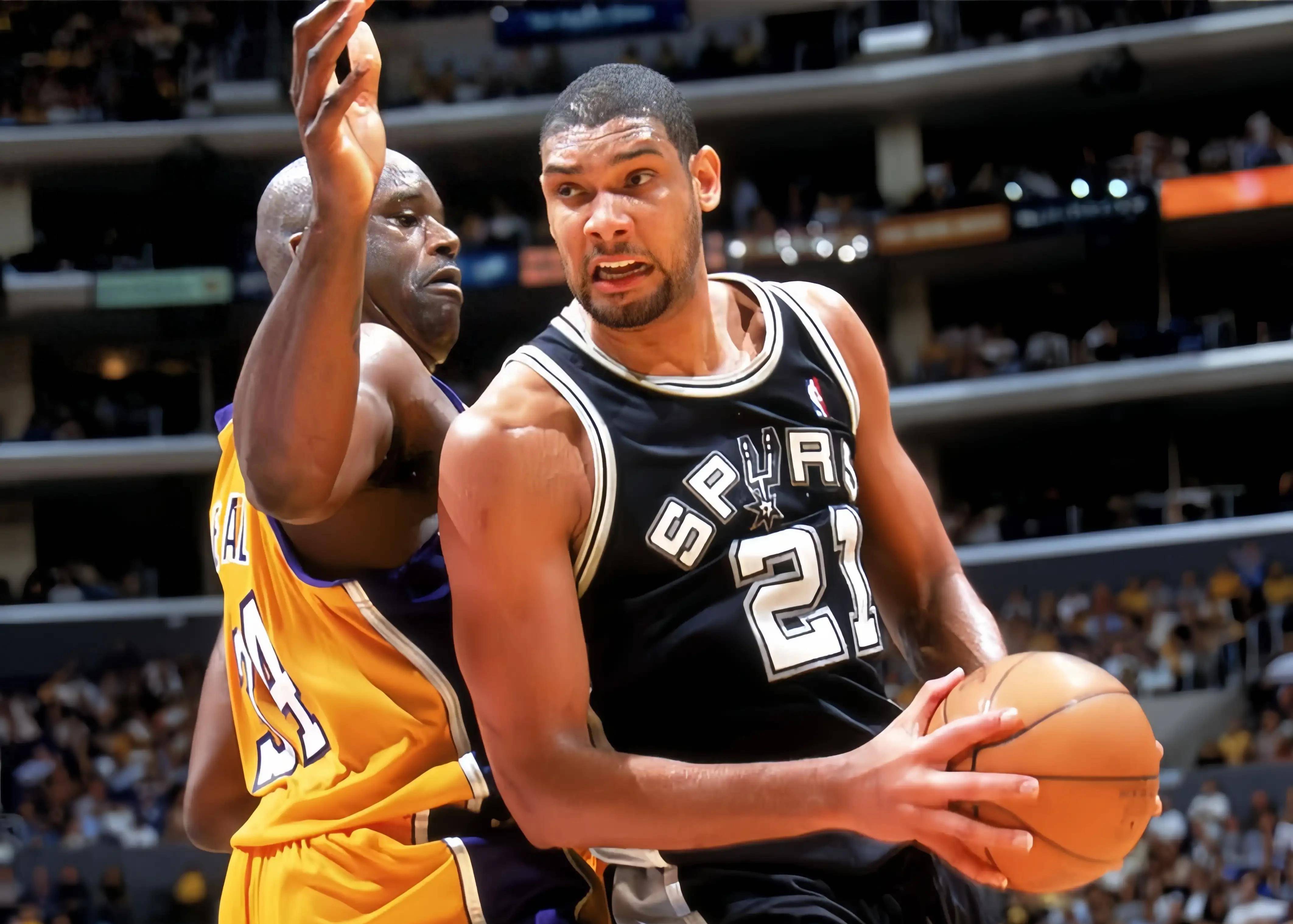 辽宁男篮王哲林末节关键表现（王哲林末节关键发挥，助阵辽宁男篮）