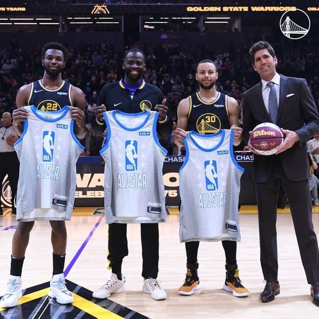 朗斯力压大巴黎，持续领跑法甲积分榜，萨热打造铁血球队（朗斯力压巴黎稳居法甲榜首，萨热锻造铁血之师）