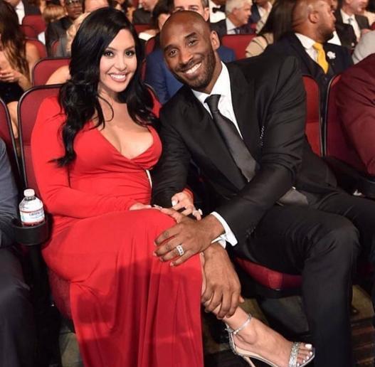 帕夫洛维奇：偶像是C罗；未来希望成为拜仁和德国的常规首发（帕夫洛维奇称偶像为C罗，目标是未来成为拜仁和德国队的常规首发）