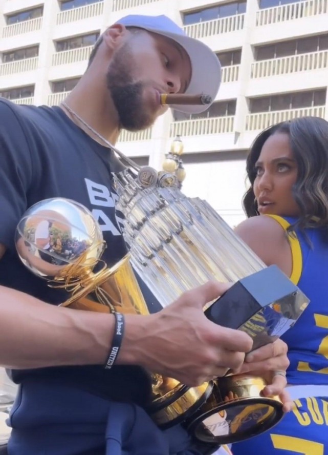 帕金斯怒批：切特面对文班打得太软 他一直在躲避而后者想正面干（帕金斯炮轰：切特遇到文班太软总在躲，文班只想正面硬刚）